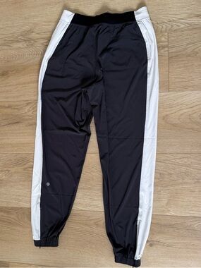 Lululemon Adapted State High Rise Jogger Black & White